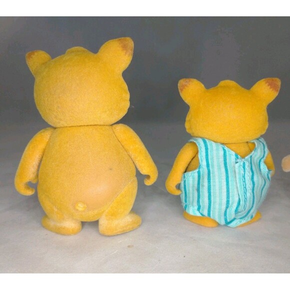 Sylvanian Calico Critters Woodez lot Of 4 ~Toy Poodle, Foxes Are Missing Tails - Picture 7 of 15